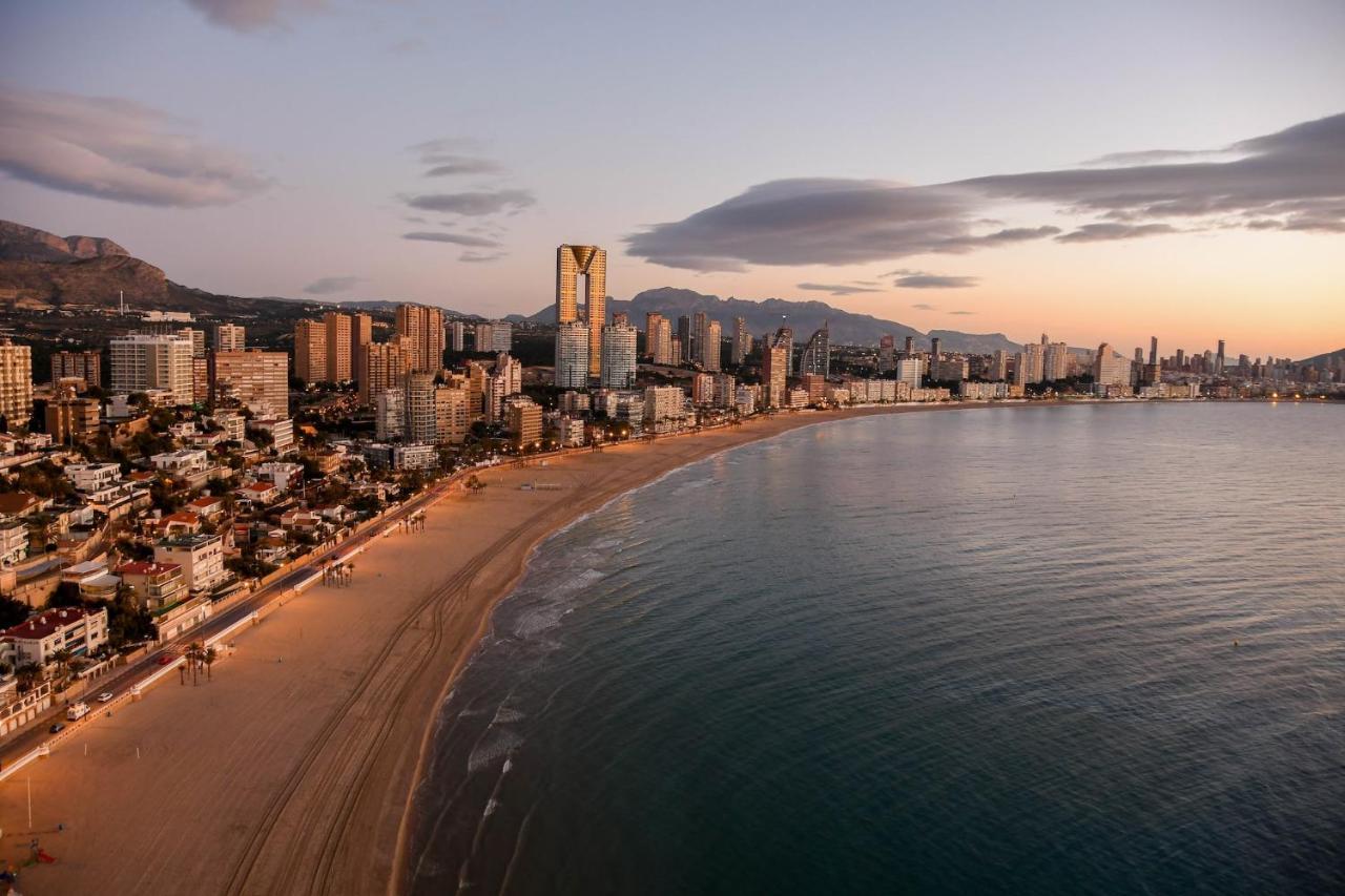 Intempo Residential Sky Resort & Spa - Benidorm, Espana エクステリア 写真