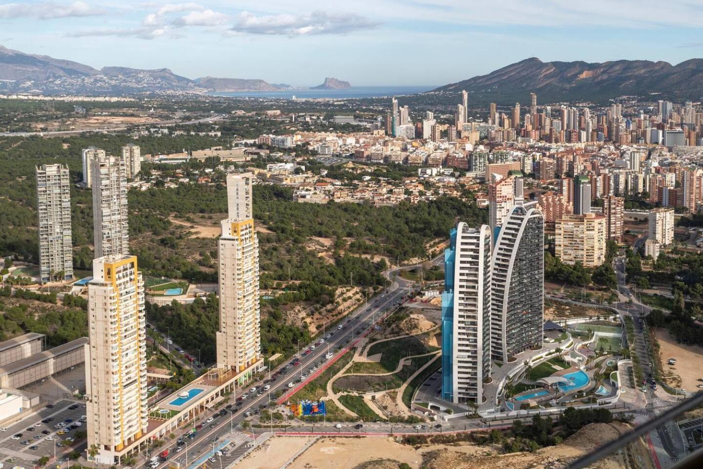 Intempo Residential Sky Resort & Spa - Benidorm, Espana エクステリア 写真